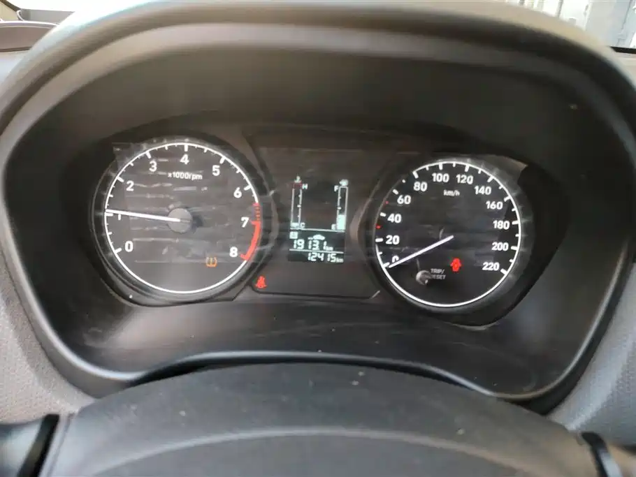 Hyundai Verna 2017 1.4L Manual Renewal Edition China VI фото 14