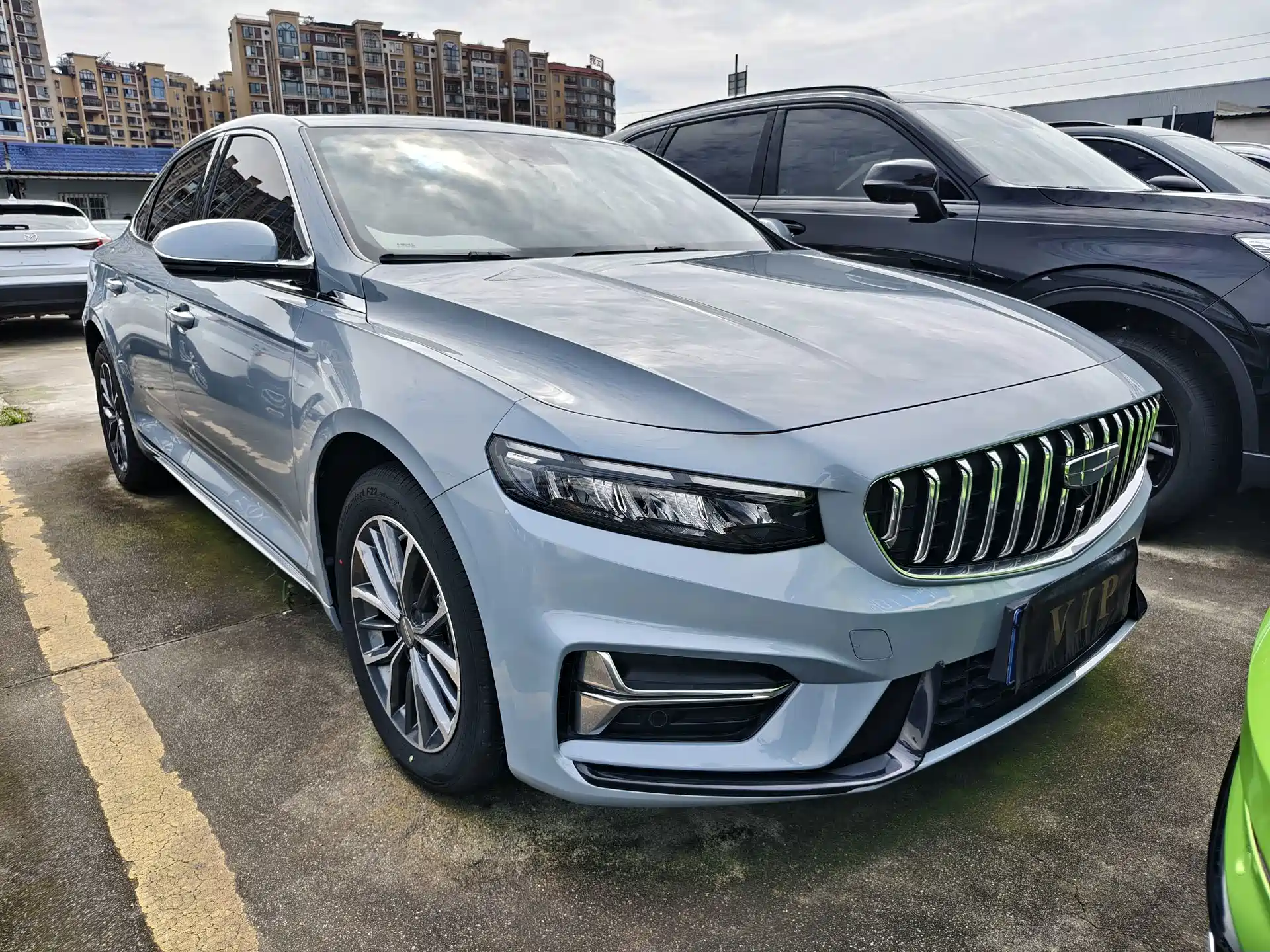 Фото 2 - Geely Preface
