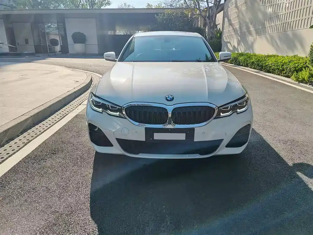 BMW 3 Series 2022 320Li M Sport Package фото 2
