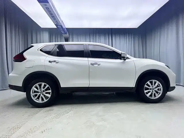Nissan X-Trail 2023 Classic 2.0L 2WD Smart Comfort Edition — фото 5