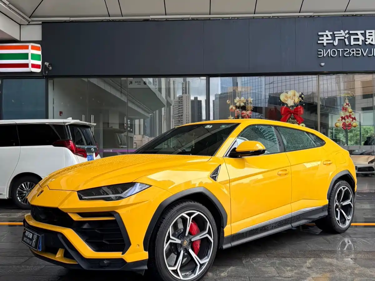 Lamborghini Urus 2021 — пригон из Китая