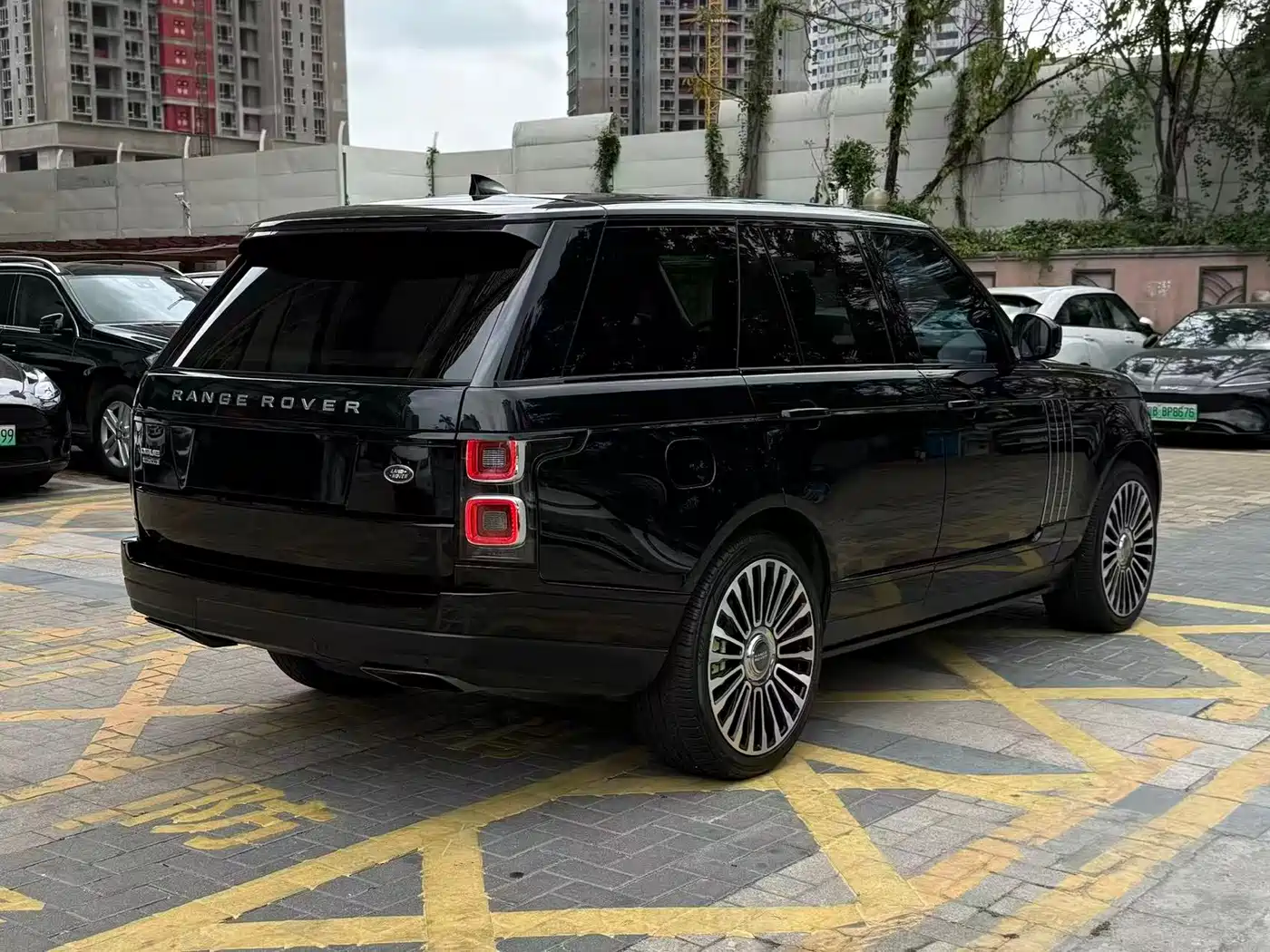Land Rover Range Rover 2018 3.0 SC V6 Vogue Heritage Edition фото 11