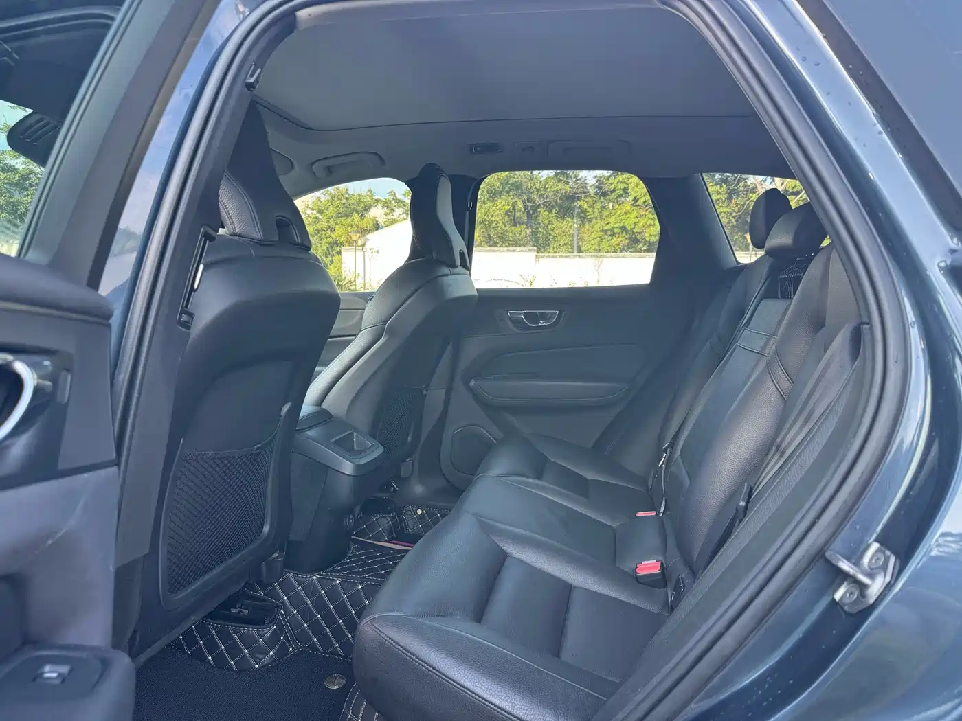 Фото 5 - Volvo XC60