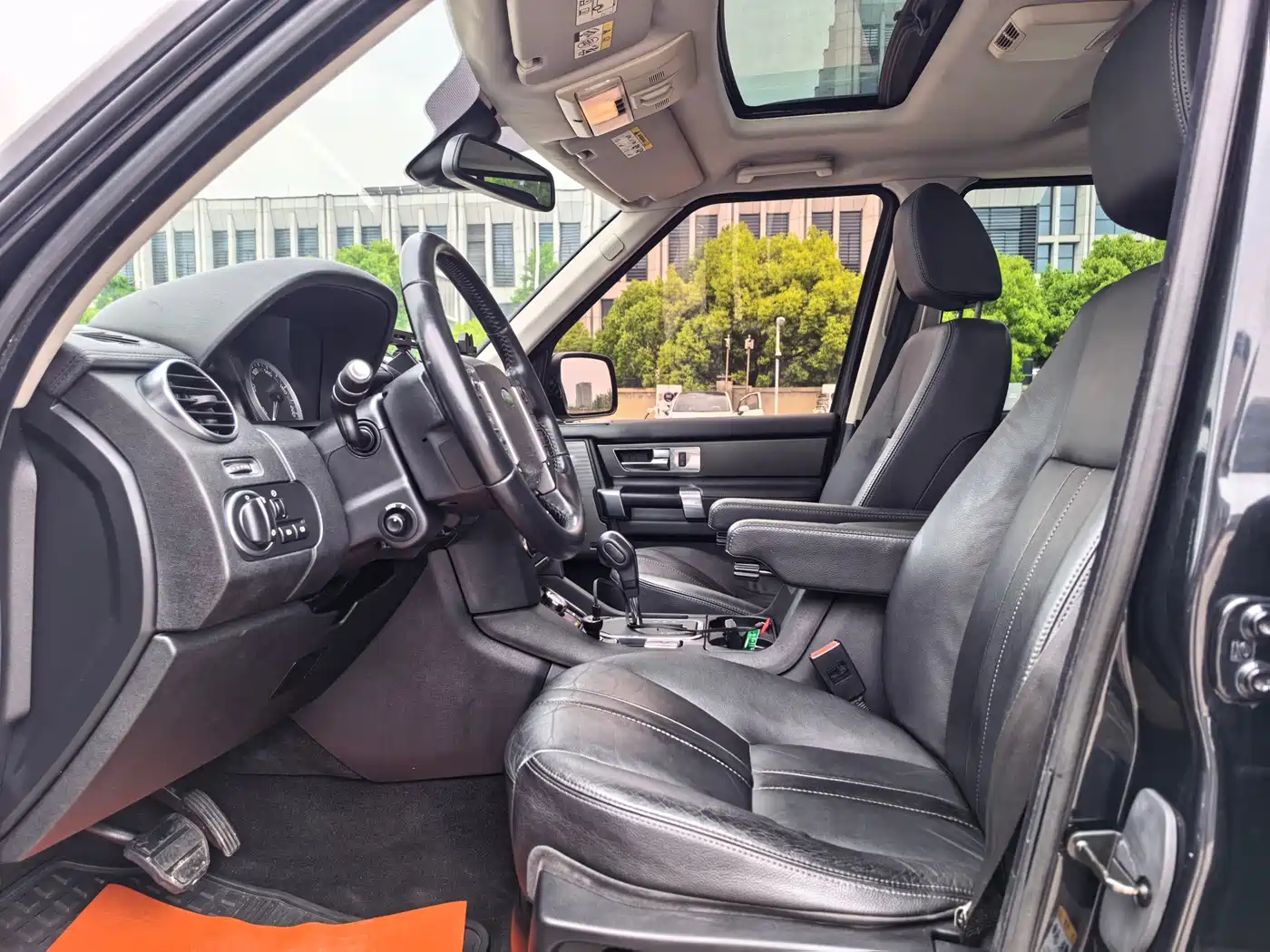 Фото 6 - Land Rover Discovery