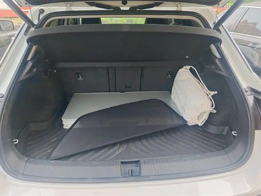 Volkswagen T-ROC 2020 280TSI DSG 2WD Comfort фото 4