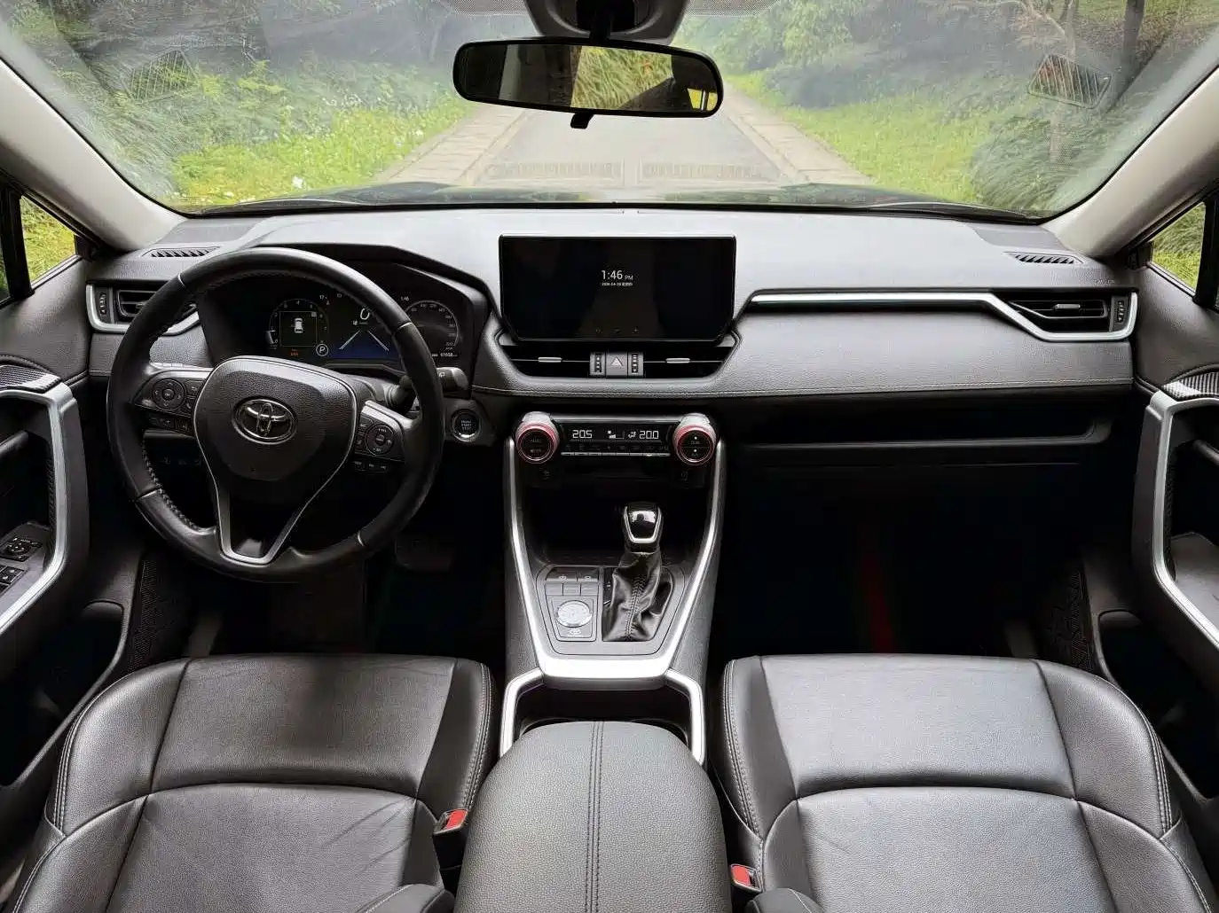 Toyota Wildlander 2023 2.0L CVT FWD Luxury PLUS фото 8