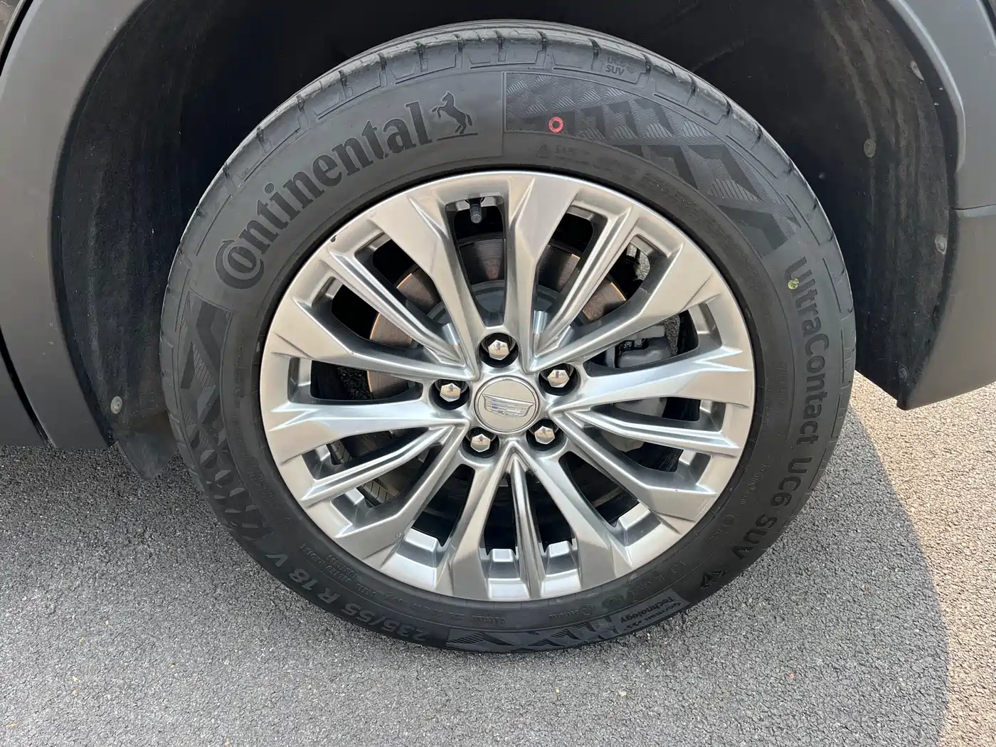 CADILLAC XT4