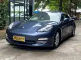 Фото 2 - Porsche Panamera