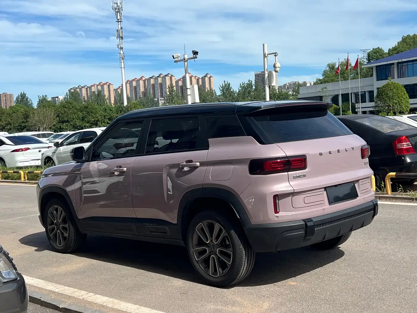 Geely ICON 2025 2026 Chocolate 1.5TD Pure Edition
