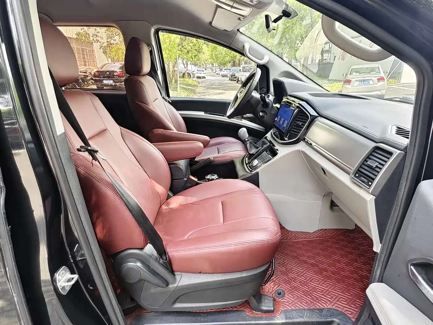JAC Refine Refine M4 2017 2016 2.0L Manual Comfort