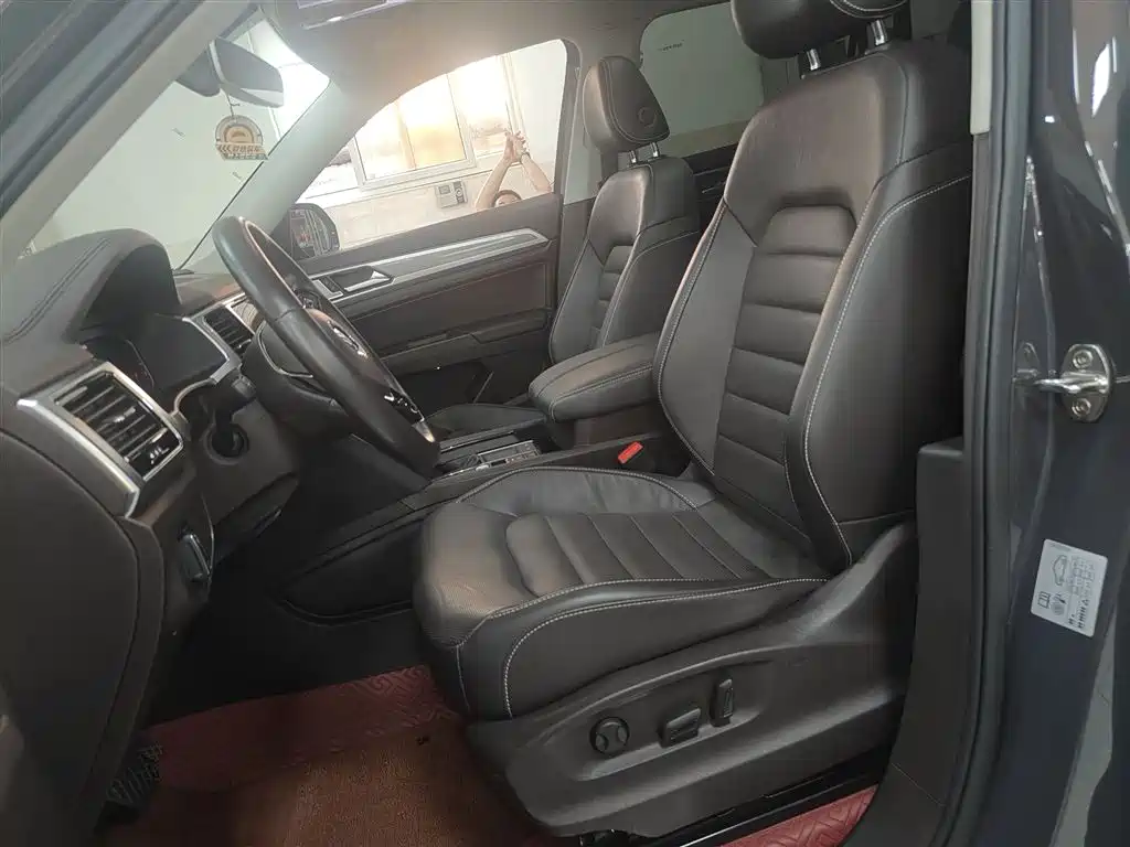 Volkswagen Teramont 2020 Facelift 330TSI 2WD Luxury фото 8