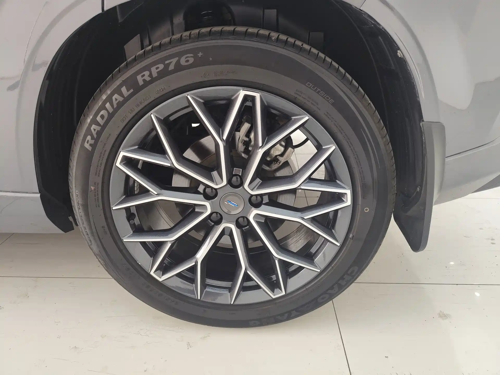 Фото 13 - Changan Oshan Z6