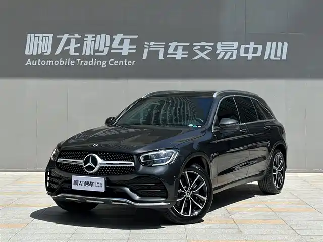 MERCEDES-BENZ GLC