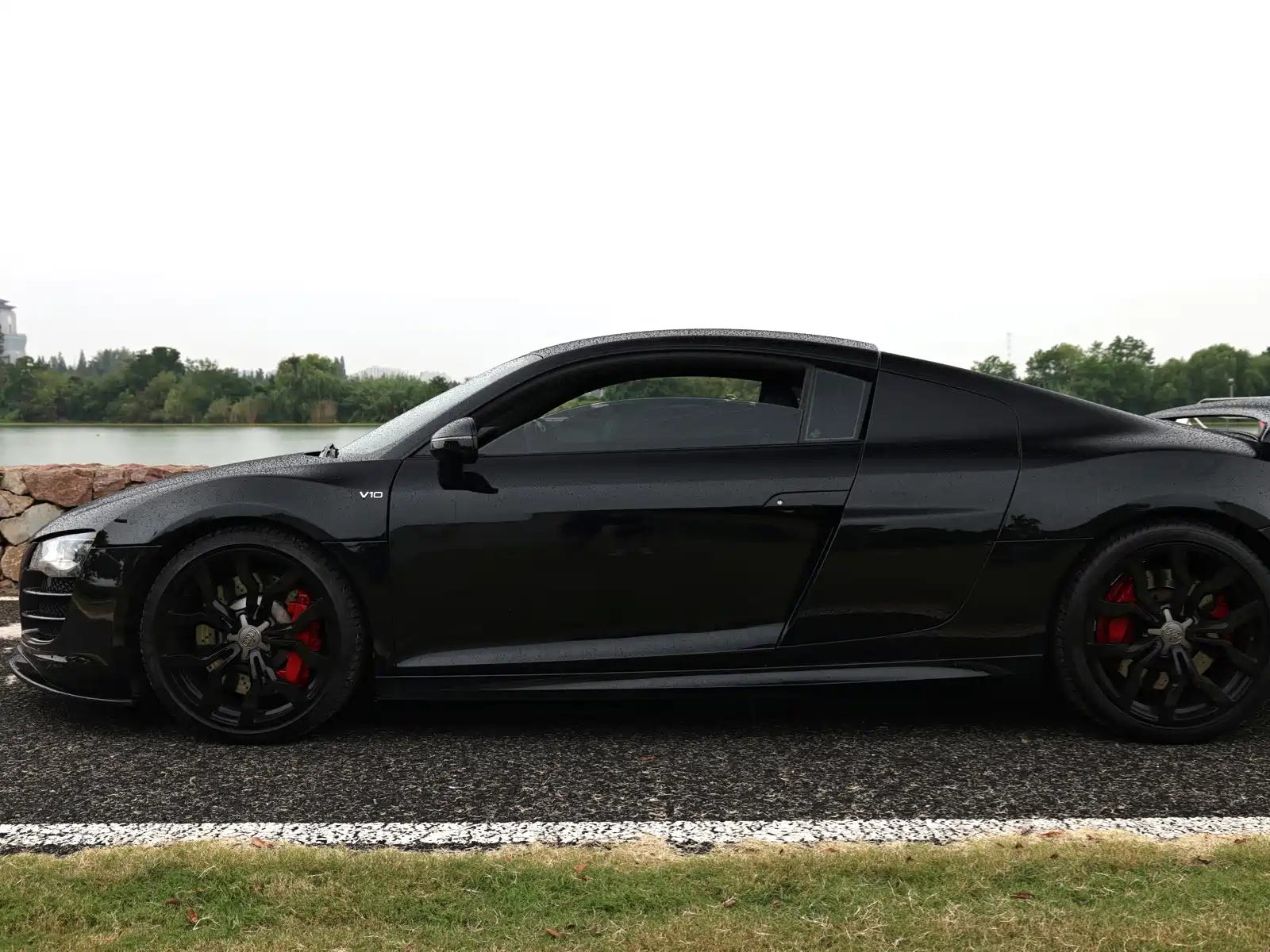 Фото 3 - Audi R8