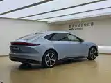 Фото 9 - NIO ET5