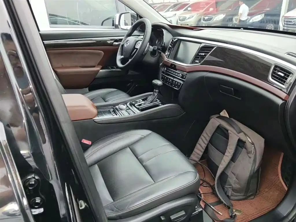 GAC Trumpchi Trumpchi GS8 2017 320T AWD Luxury Smart Connect (7-Seater) фото 25