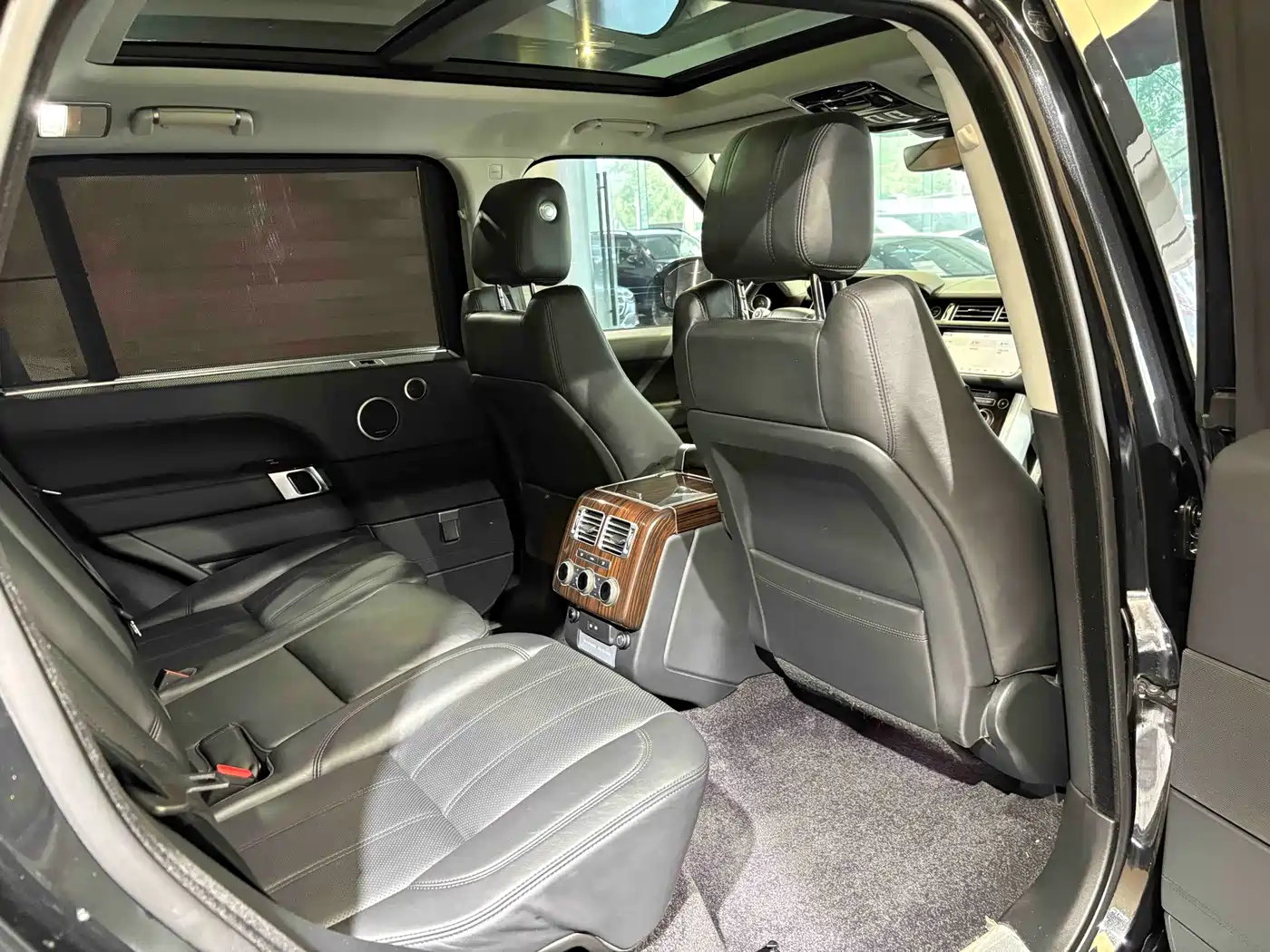 Land Rover Range Rover 2016 3.0 SC V6 Vogue LWB фото 20