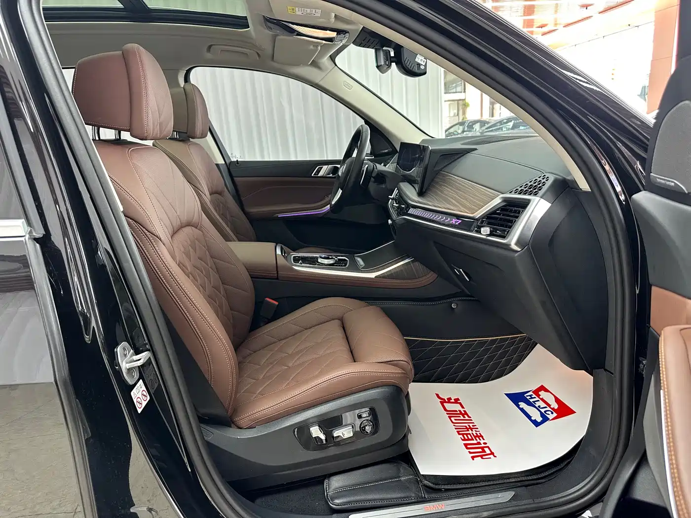 BMW X7 2023 xDrive40i Leading Luxury Package фото 16
