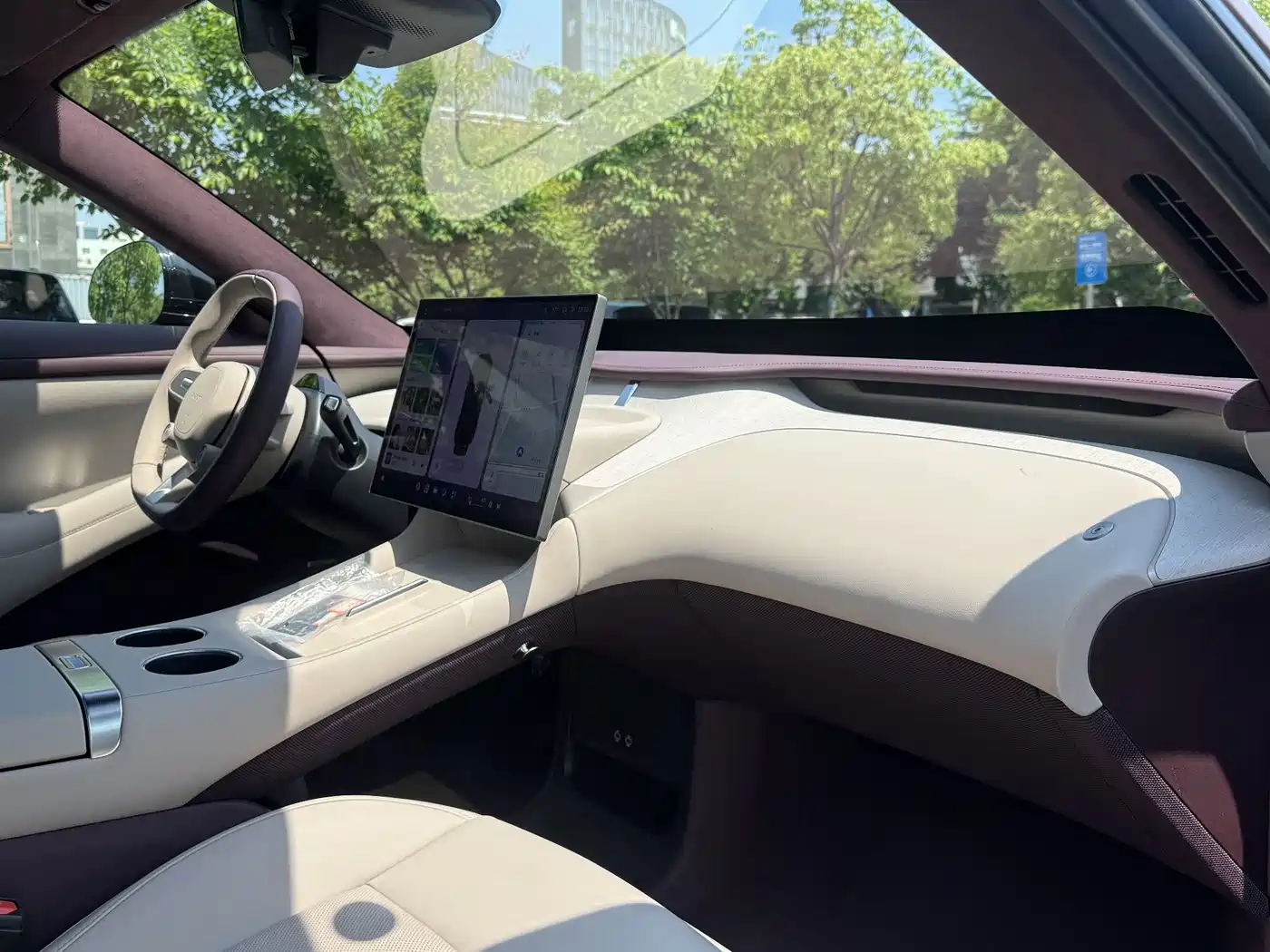 Xiaomi Auto Xiaomi YU7 2025 Ultra Long Range High Performance AWD Max Edition фото 14