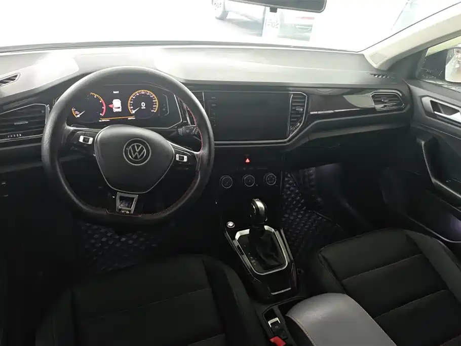 Volkswagen T-ROC 2021 280TSI DSG 2WD Comfort Connected фото 12