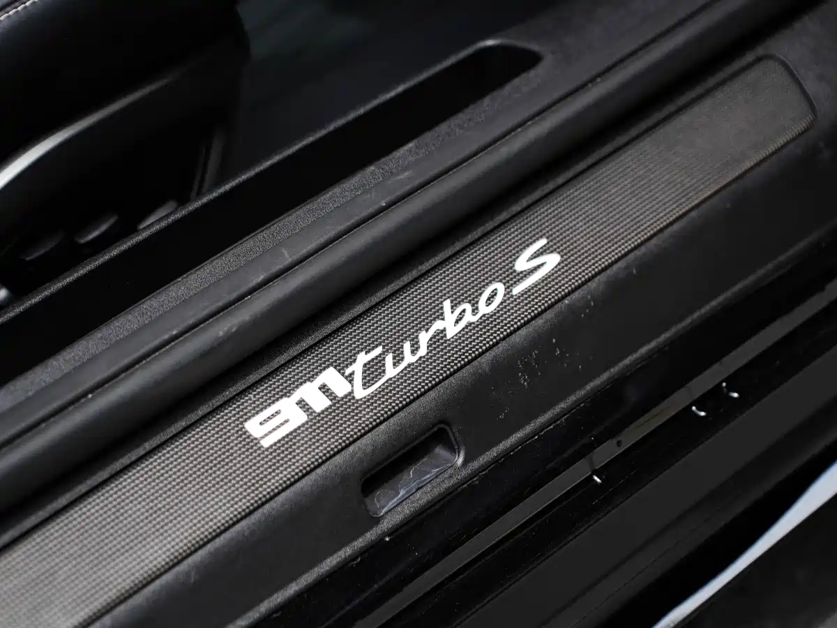 Porsche 911 2022 Turbo S 3.7T фото 16