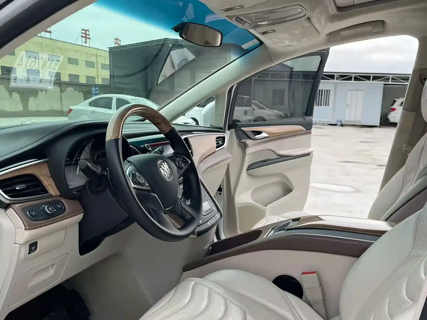 Buick GL8 2018 ES 28T Comfort Type China VI фото 4