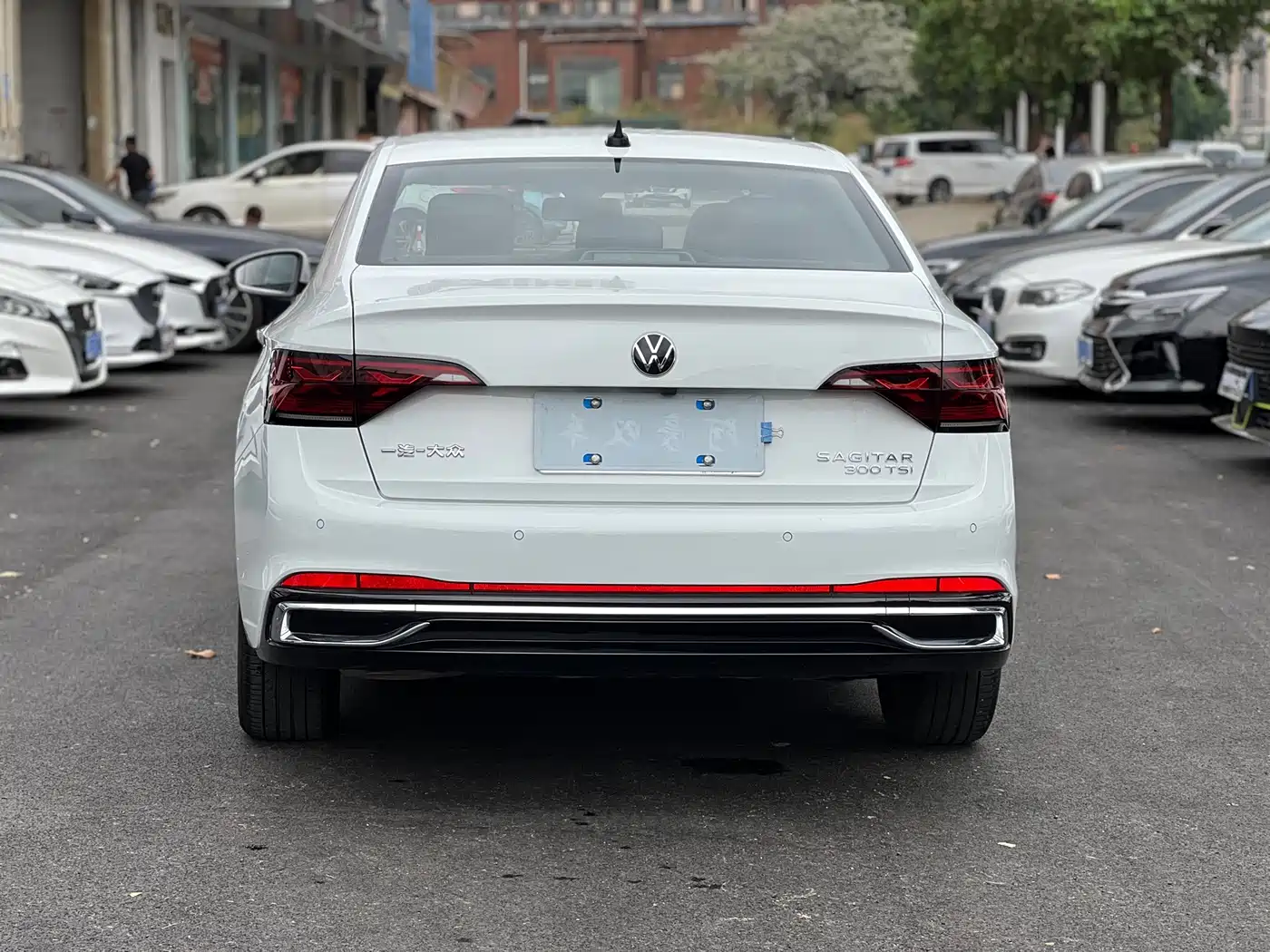 Volkswagen Sagitar 2024 300TSI DSG Surpass Edition фото 20