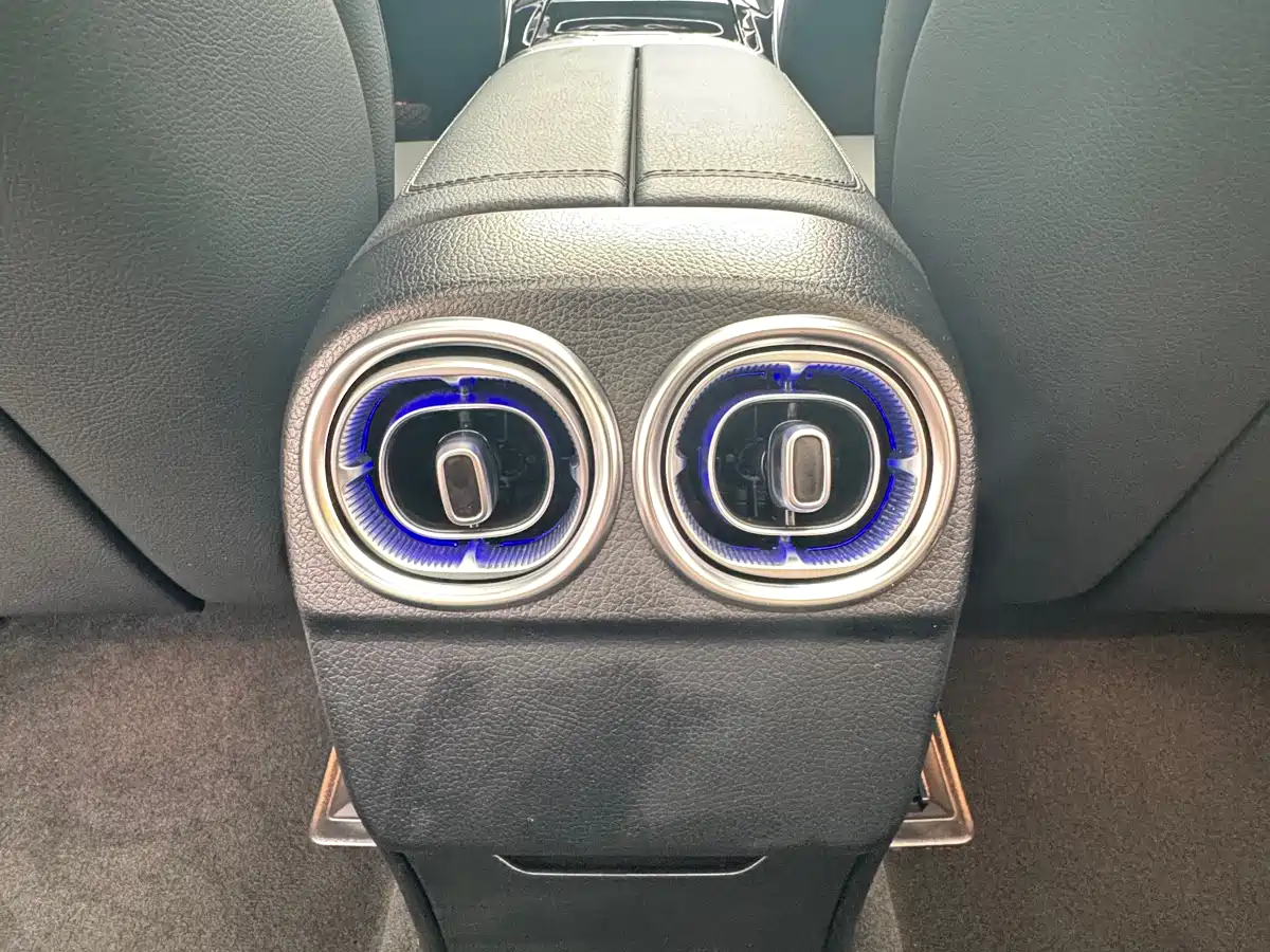 Mercedes-Benz C-Class 2024 Facelift C 260 L Sport фото 15