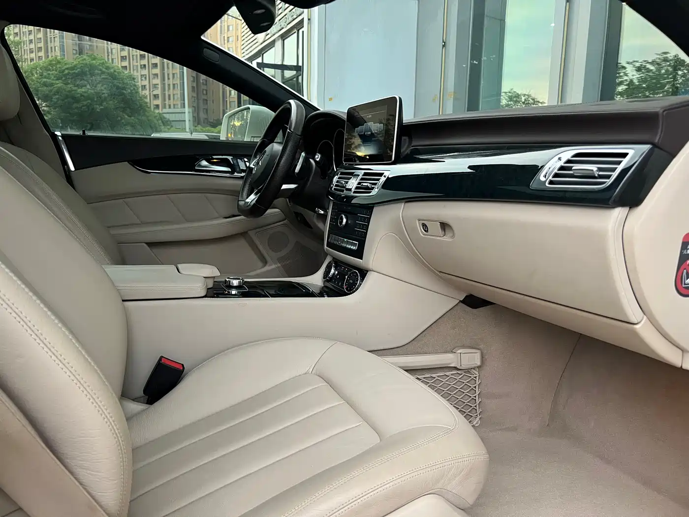 Mercedes-Benz CLS 2017 CLS 260 Elegance фото 15