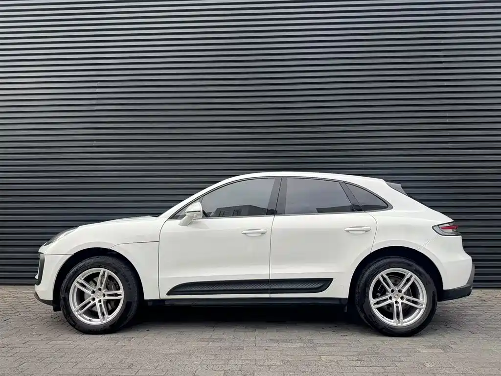 Porsche Macan 2023 Macan 2.0T фото 14