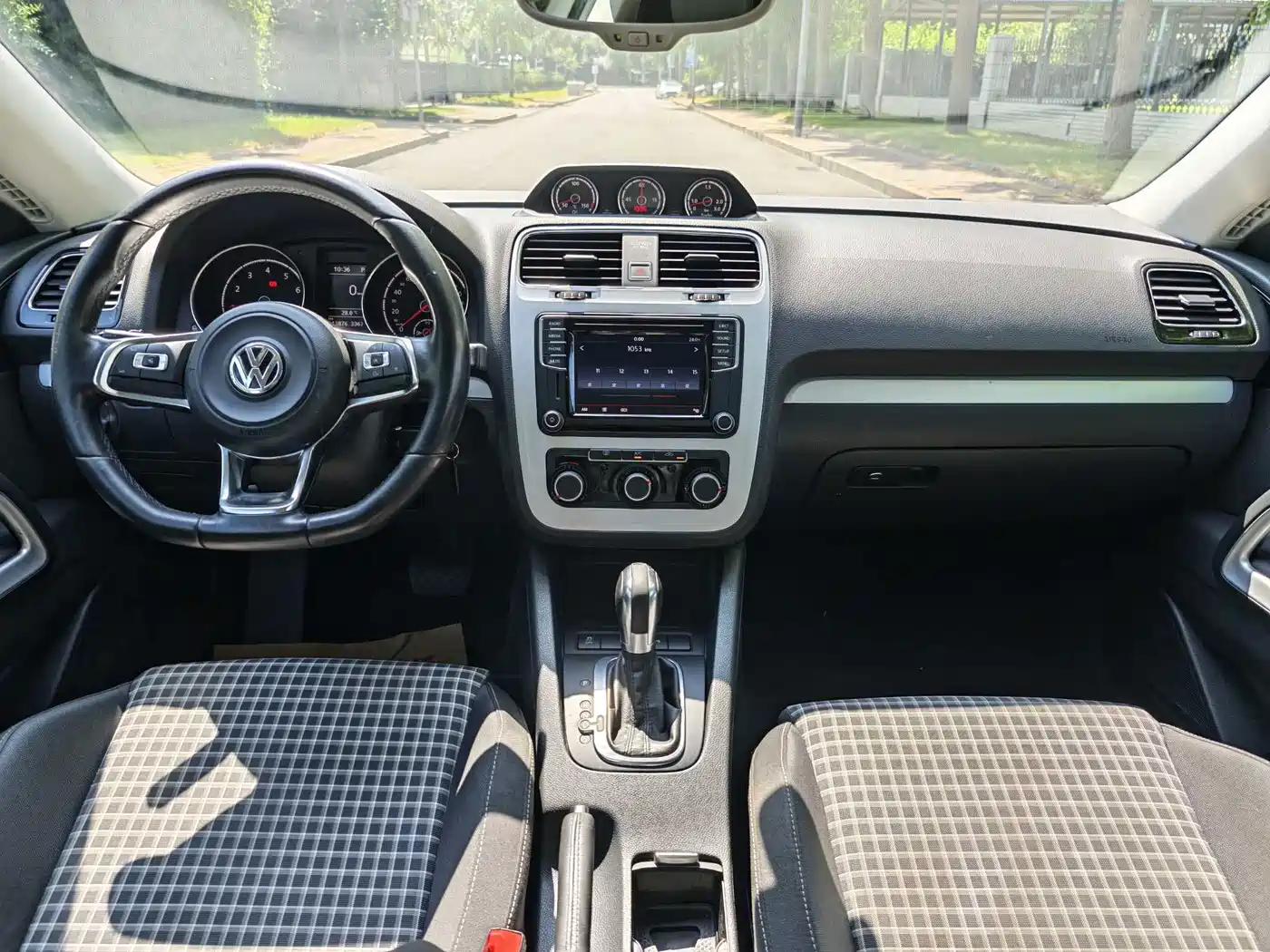 Volkswagen Scirocco 2015 2015 1.4TSI Comfort Edition