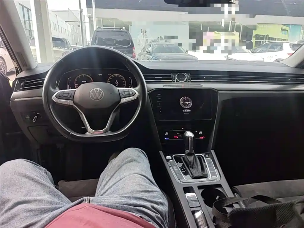 Volkswagen Magotan 2020 330TSI DSG Luxury фото 10