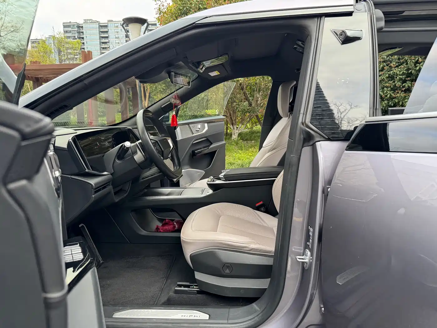 HiPhi GAO HE HIPHI Y