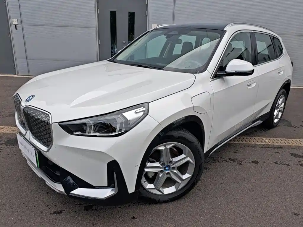 BMW iX1 2025 2025 eDrive25L X Design Package
