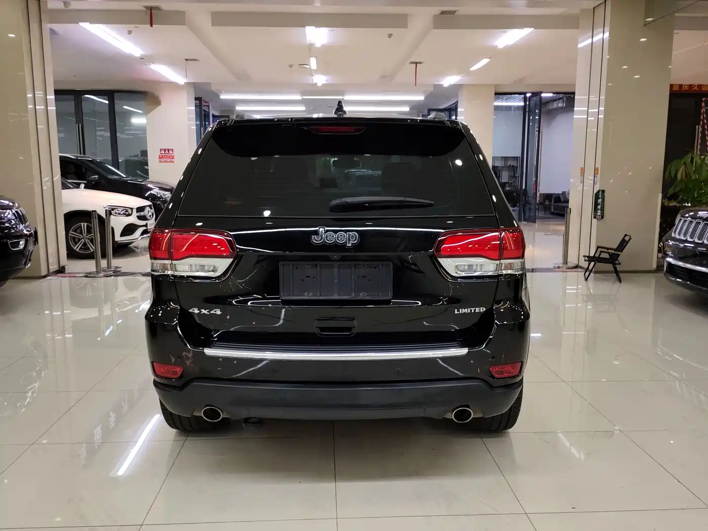 Jeep Grand Cherokee (Import) 2020 2020 3.0L Elite Navigation Edition