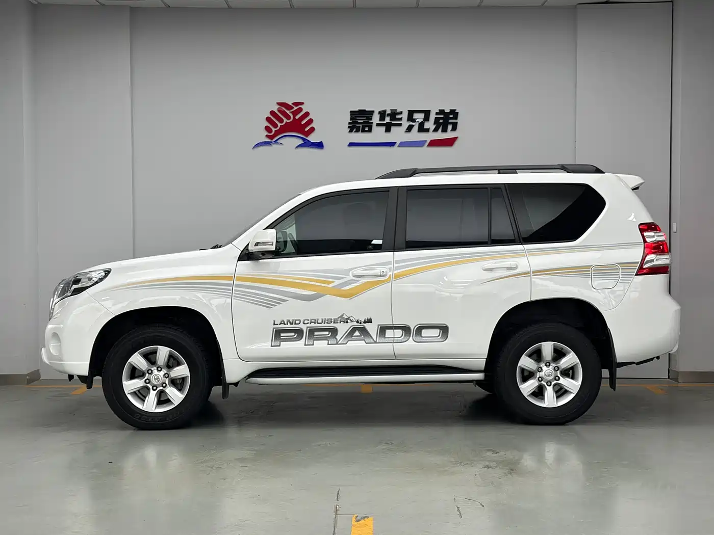 Toyota Prado 2016 3.5L Auto TX-L фото 8