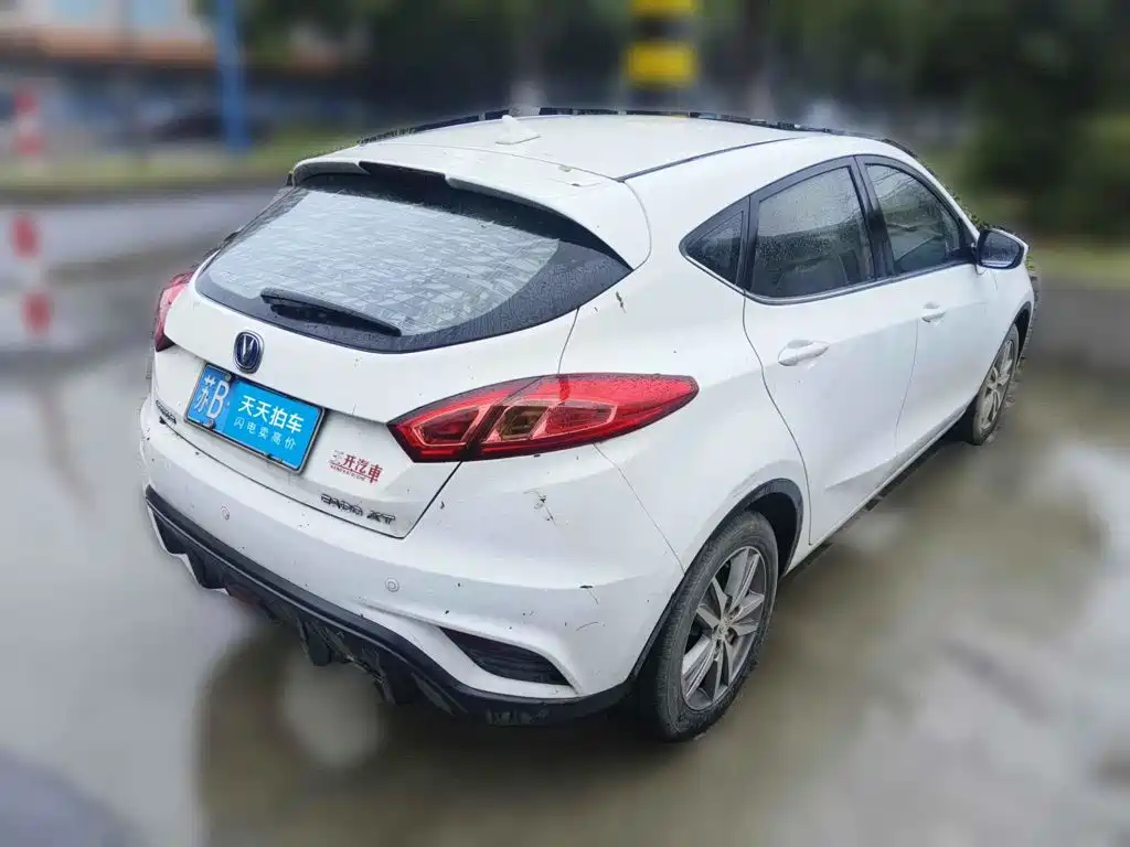 Changan Eado XT 2017 2016 1.6L Manual Stylish Cool Edition