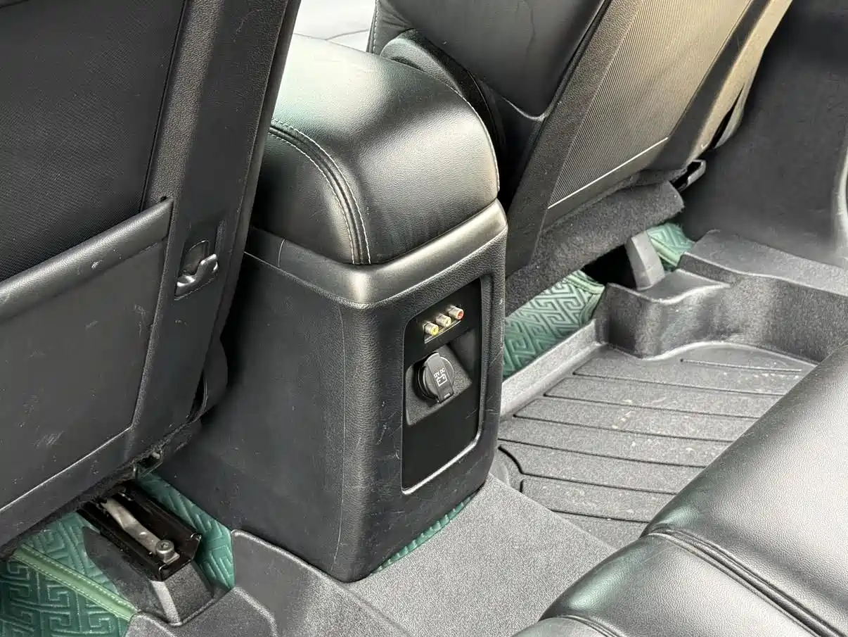 Dodge Journey 2015 2013 Model 2.4L 2WD Premium Edition