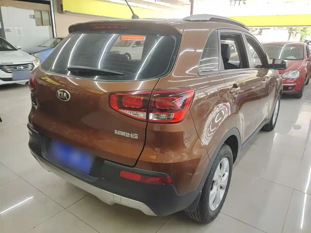 Kia KX3 Smart Run 2015 1.6L Automatic 2WD GLS фото 7