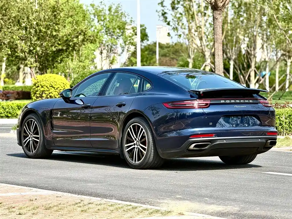 Porsche Panamera 2017 Panamera 3.0T фото 9