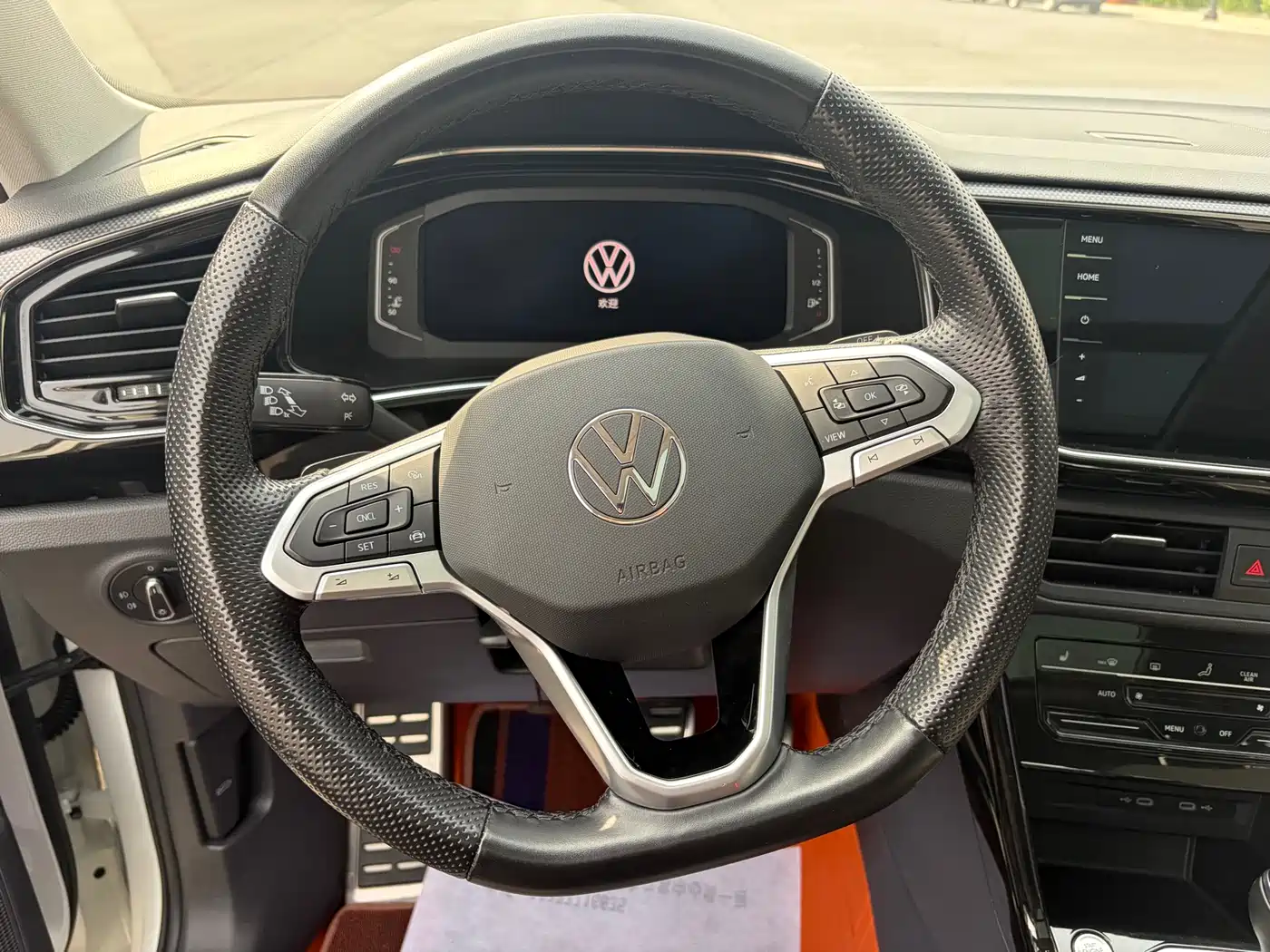 Volkswagen Tayron X 2020 330TSI 2WD Premium Smart Edition фото 15