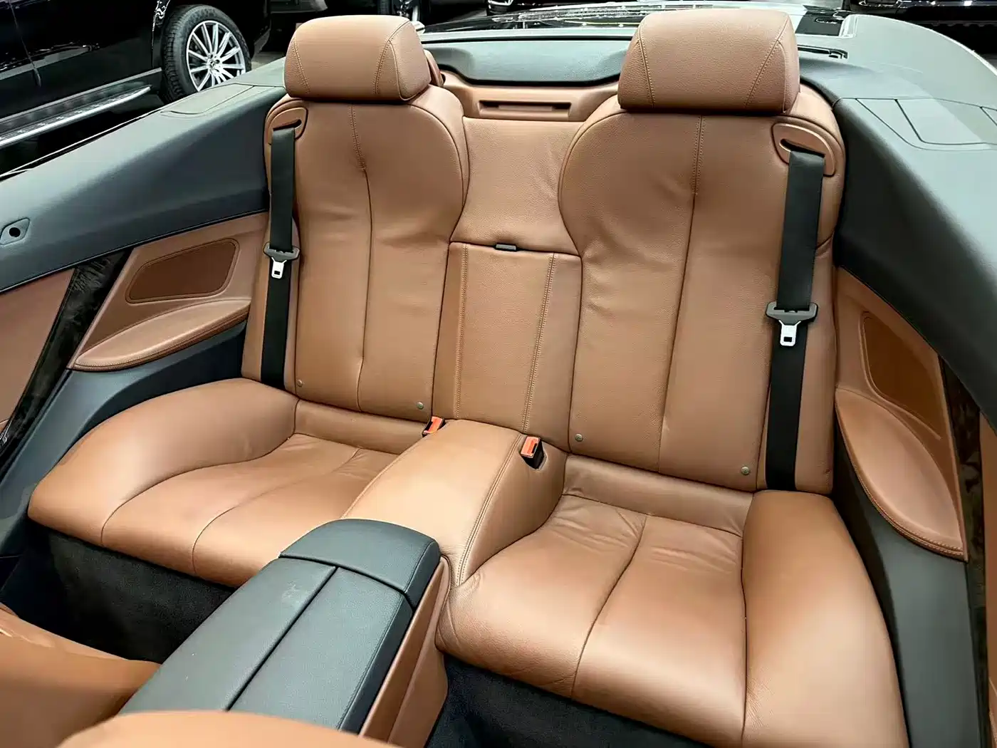 BMW 6 Series 2016 640i Convertible фото 7