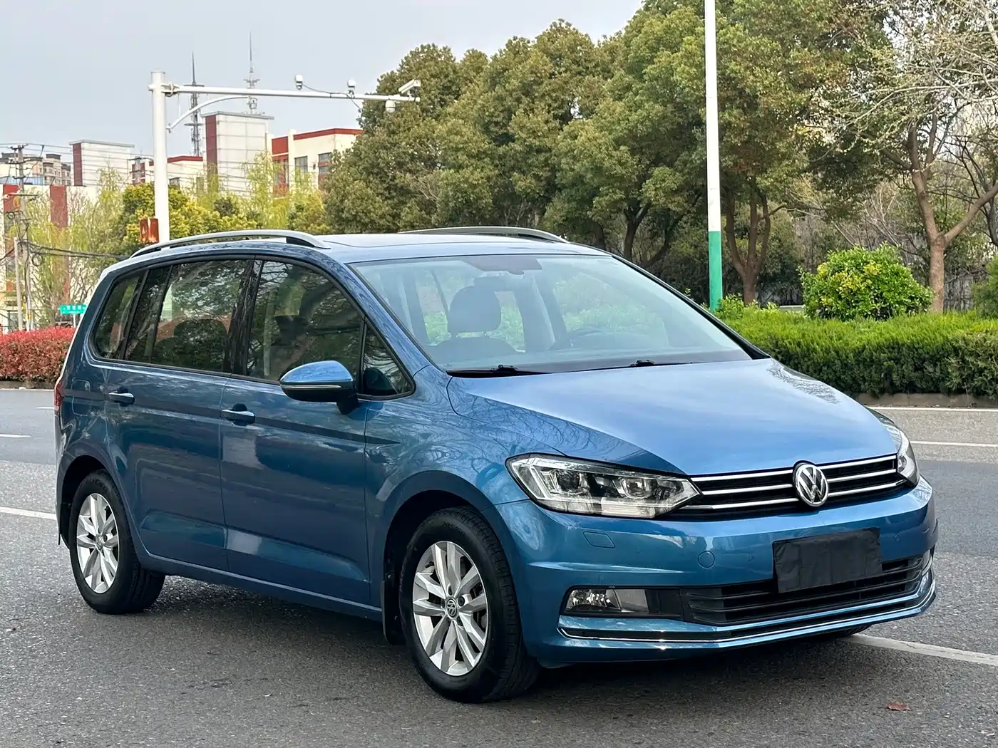 Volkswagen Touran 2016 Touran L 280TSI DSG Elegance фото 3