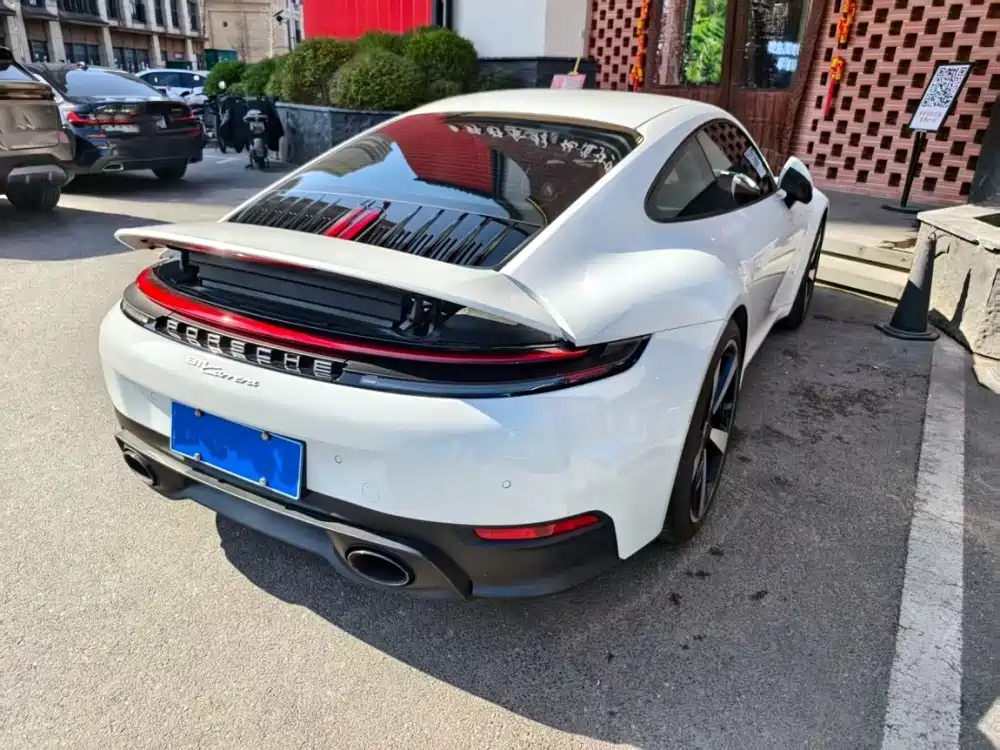 Porsche 911 2025 Carrera 3.0T фото 6