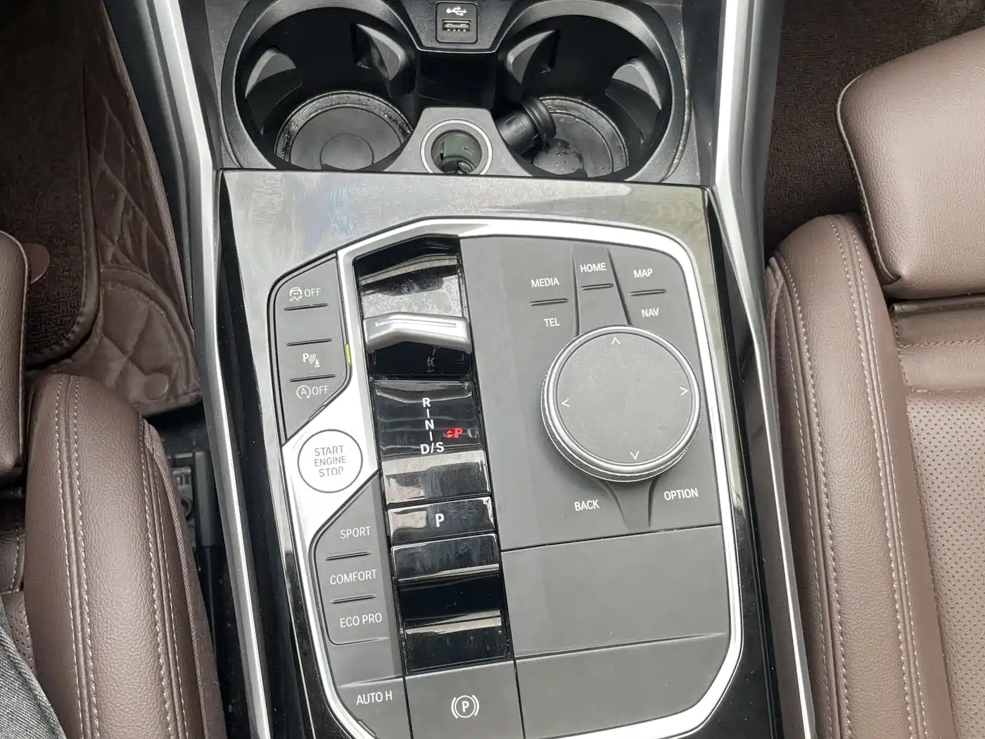 BMW 3 Series 2023 320Li M Sport Package фото 10