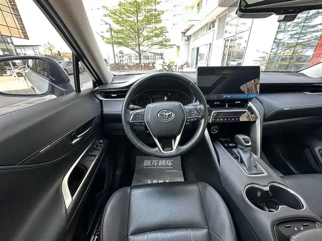 Toyota Lingfang HARRIER 2023 2.0L CVT 2WD Premium Edition фото 16