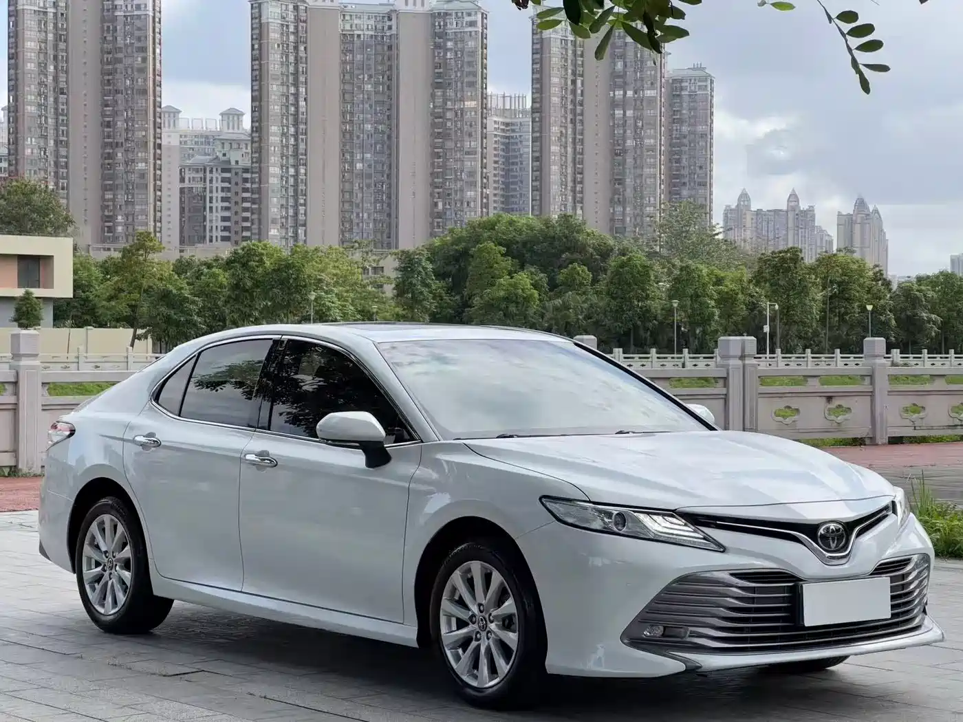 Toyota Camry 2019 Facelift 2.0G Luxury Edition фото 3