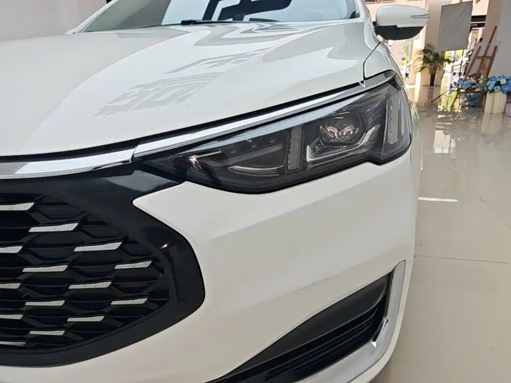 Ford Escort 2022 2021 1.5L Automatic Diamond Edition