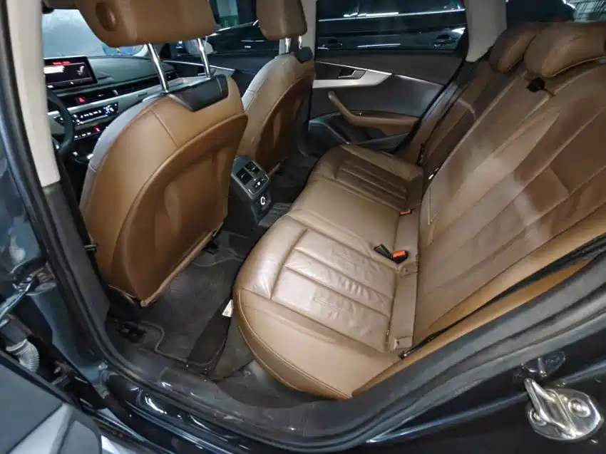 Audi A4 (Import) 2019 2019 45 TFSI allroad quattro Fashion