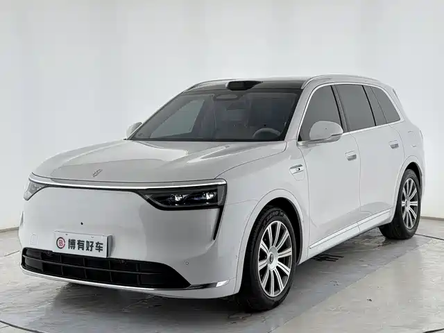 AITO ASK THE WORLD M8